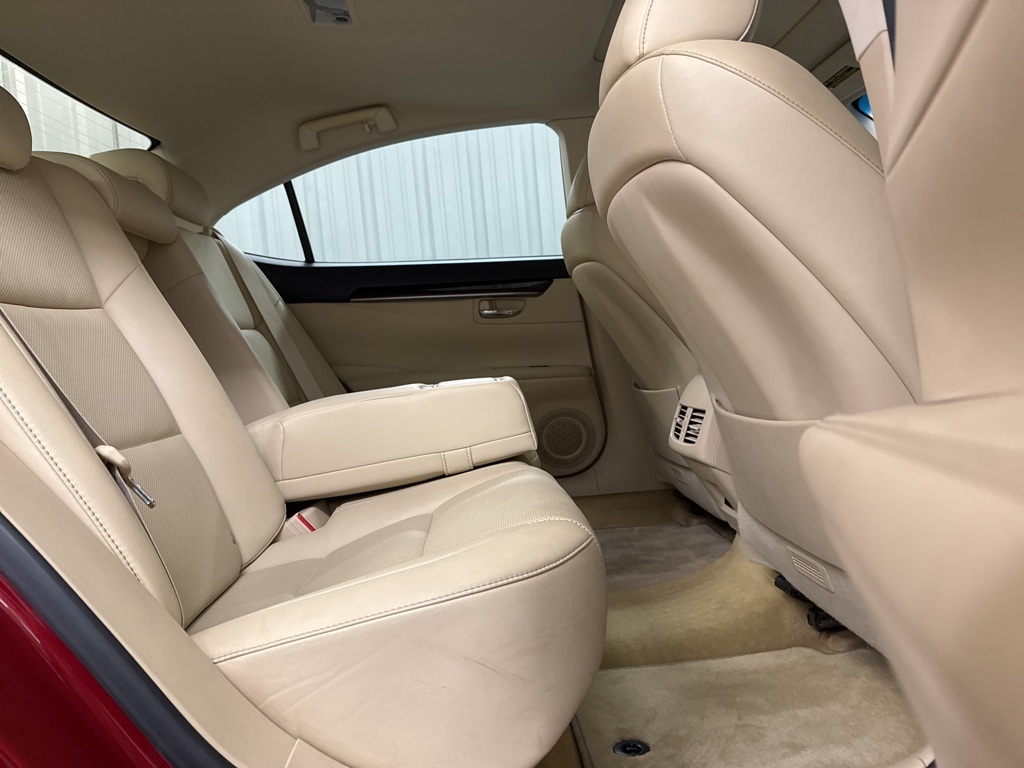 2015 Lexus ES 350 photo 28