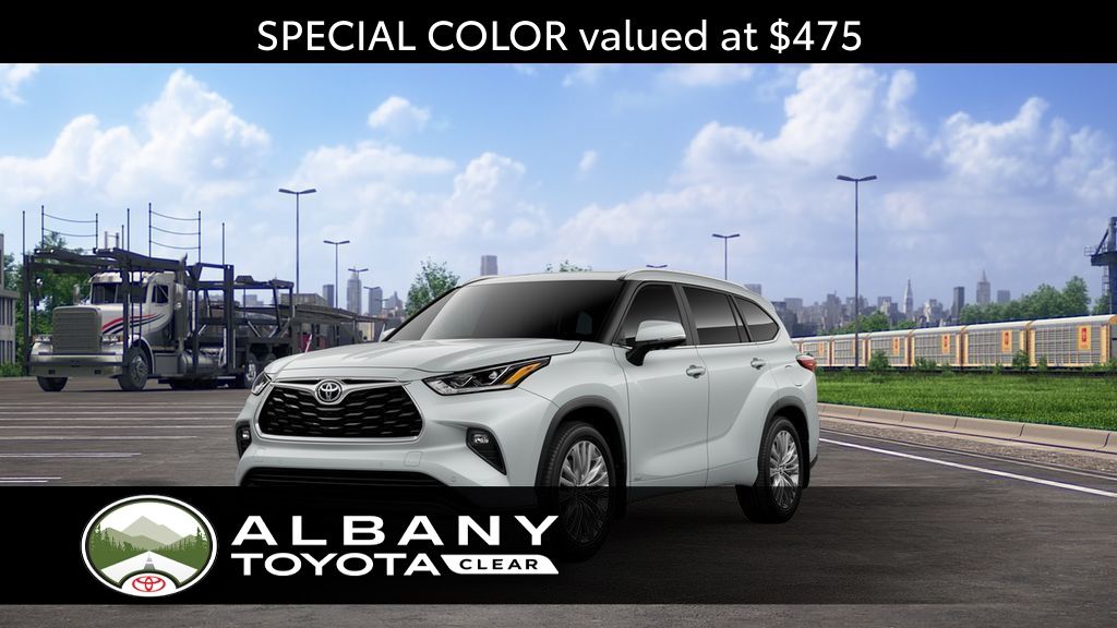 2026 Toyota Highlander Platinum's photo