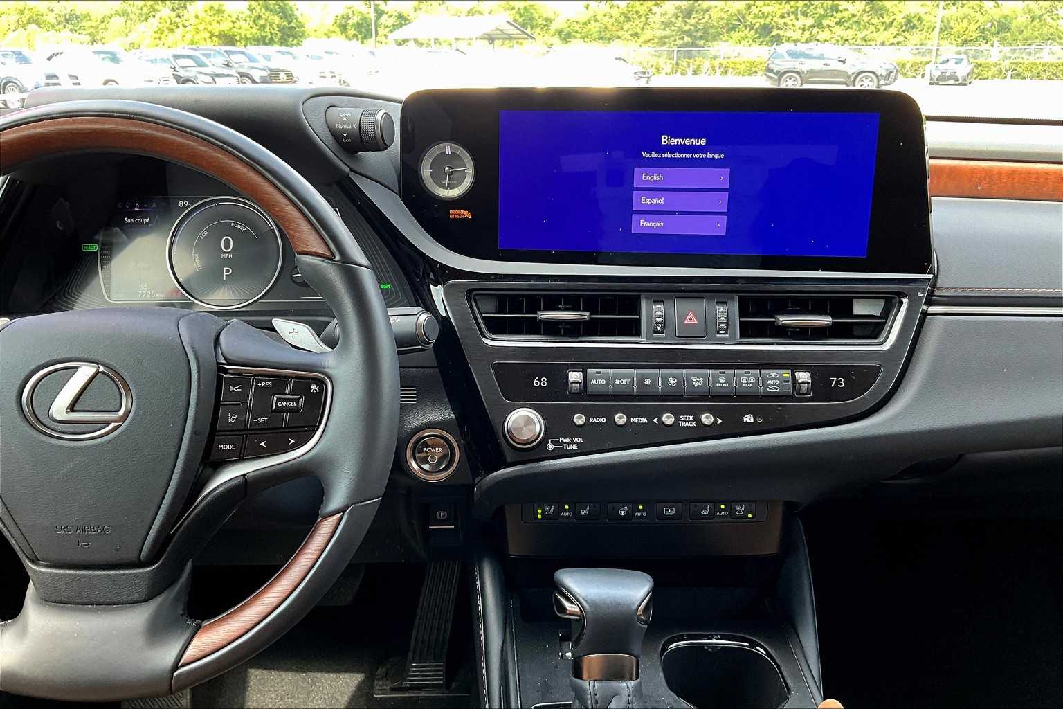 2025 Lexus ES Luxury photo 6