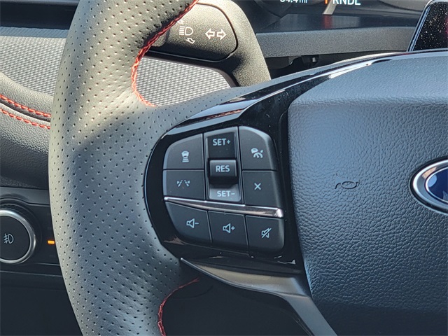 2025 Ford Explorer ST-Line photo 25