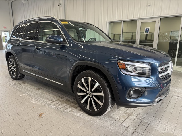 2022 Mercedes-Benz GLB Base's photo