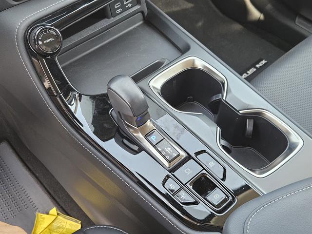 2022 Lexus NX 350h Premium photo 14