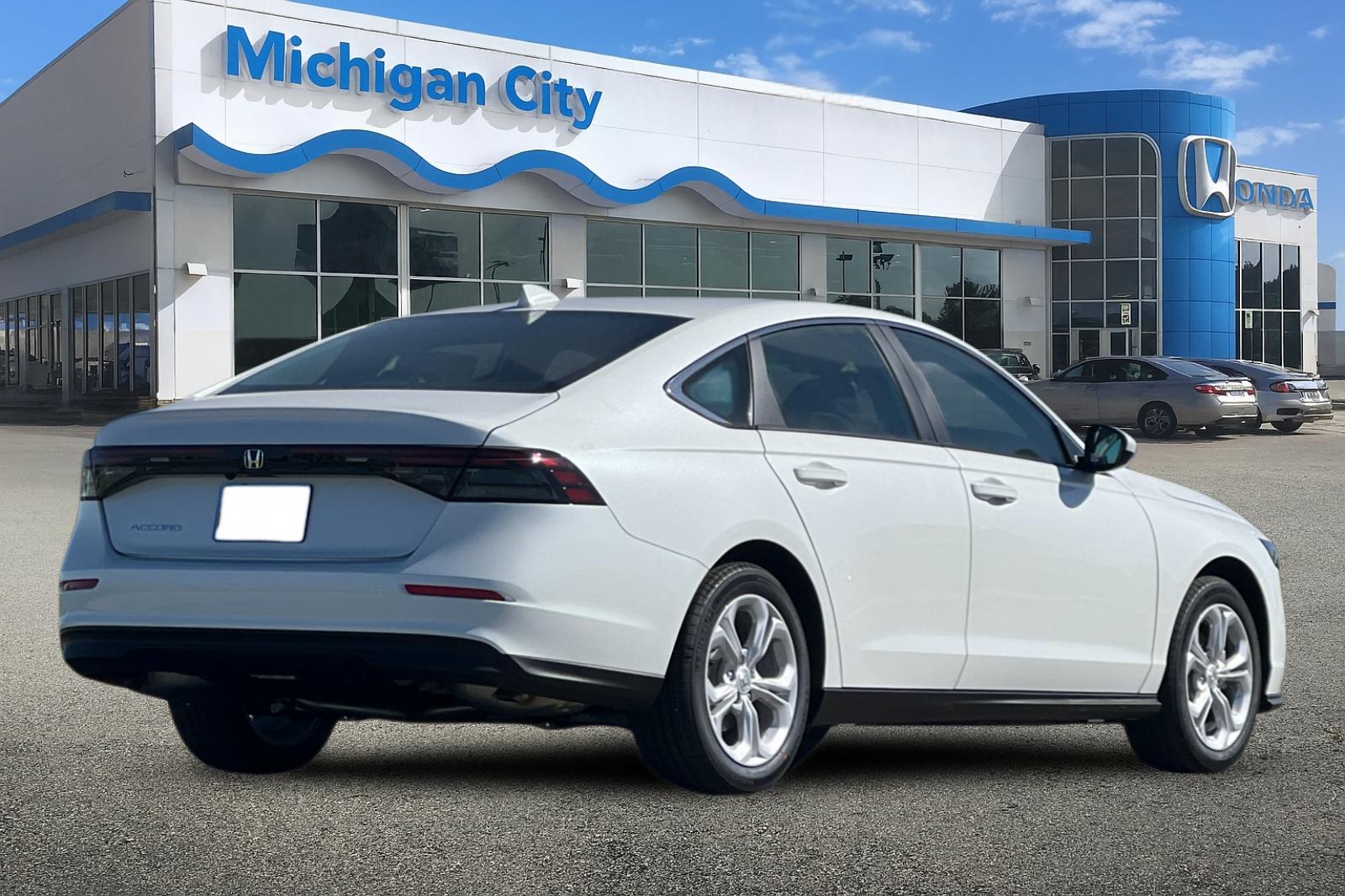 2025 Honda Accord LX photo 5