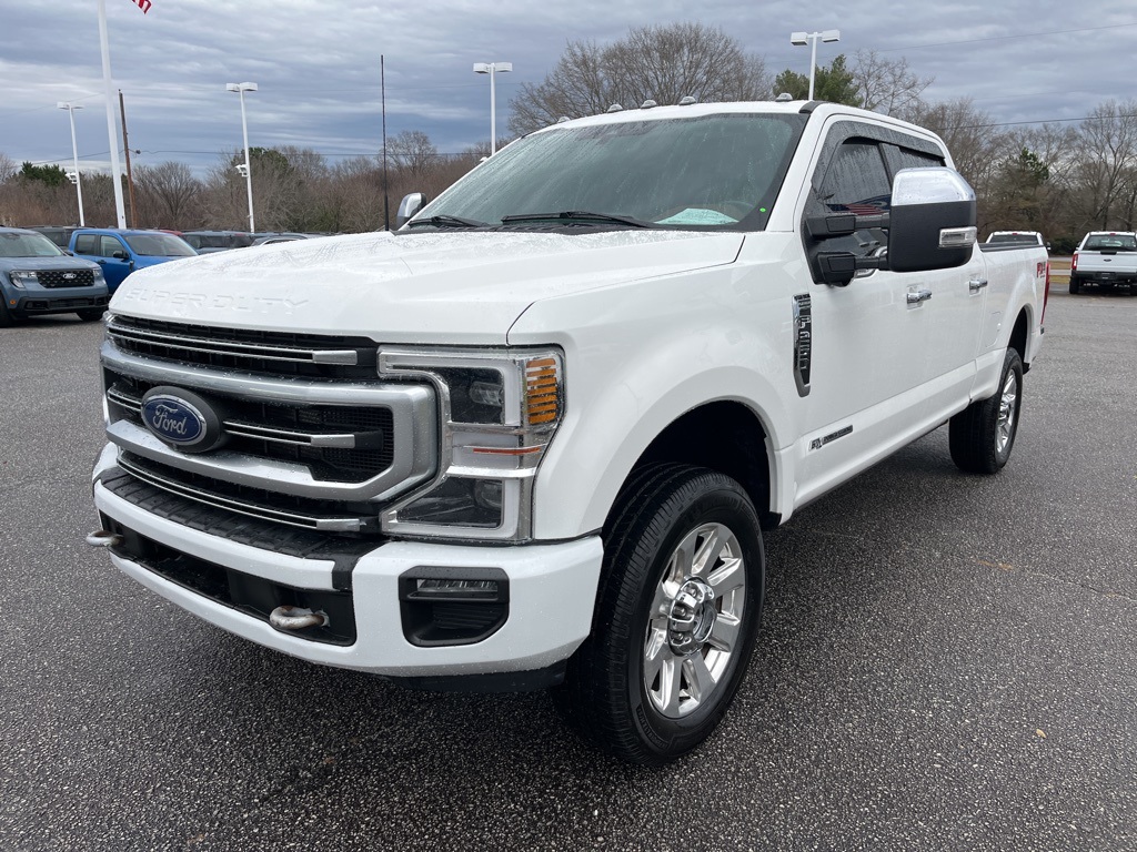 2022 Ford F-250 Super Duty Platinum's photo