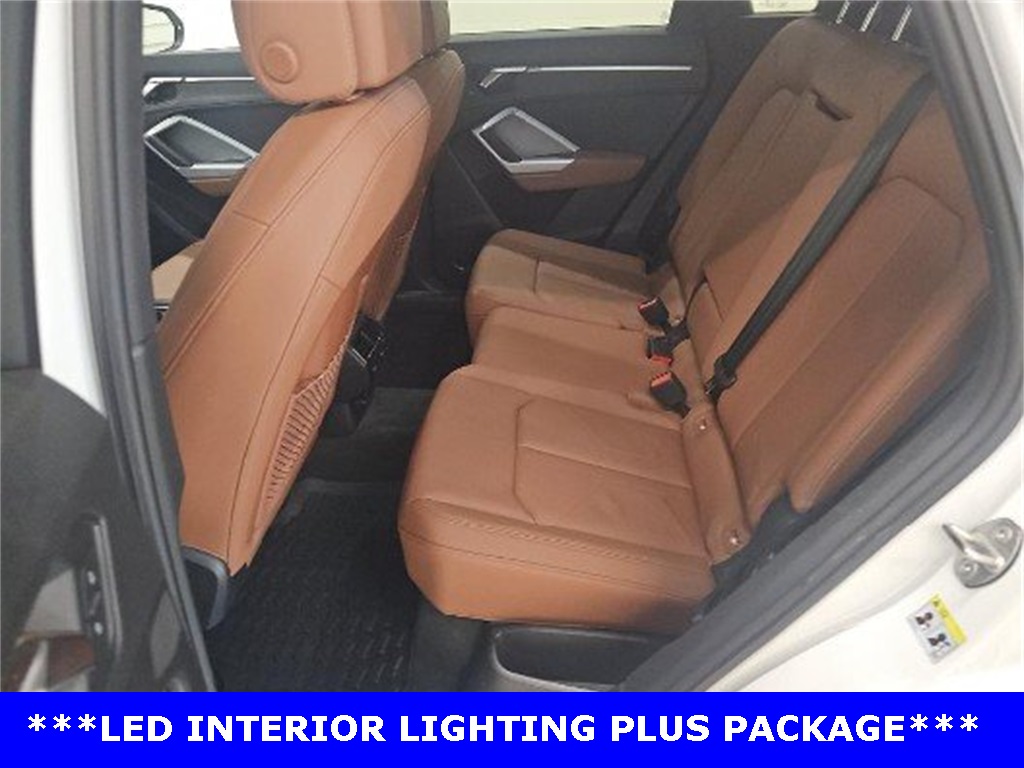 2024 Audi Q3 S line Premium Plus photo 7