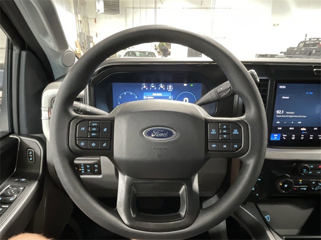 2026 Ford F-350 XLT photo 15