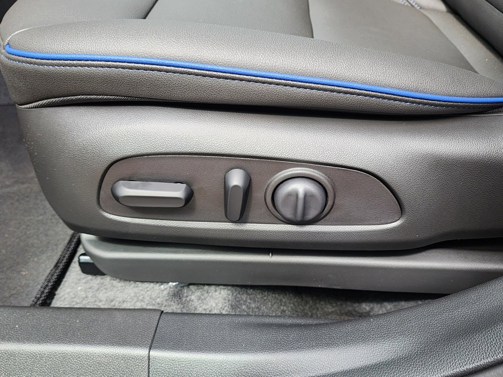 2025 Buick Envista ST photo 14