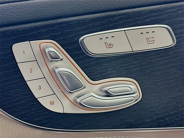 2022 Mercedes Benz C 300 photo 18