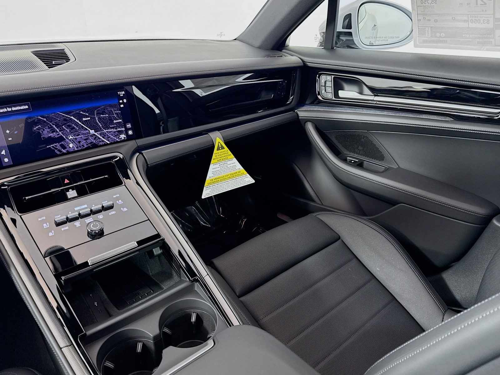 2025 Porsche Panamera 4 photo 22