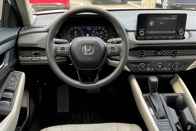 2025 Honda Accord LX photo 16