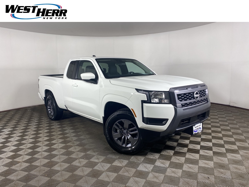 2025 Nissan Frontier SV's photo