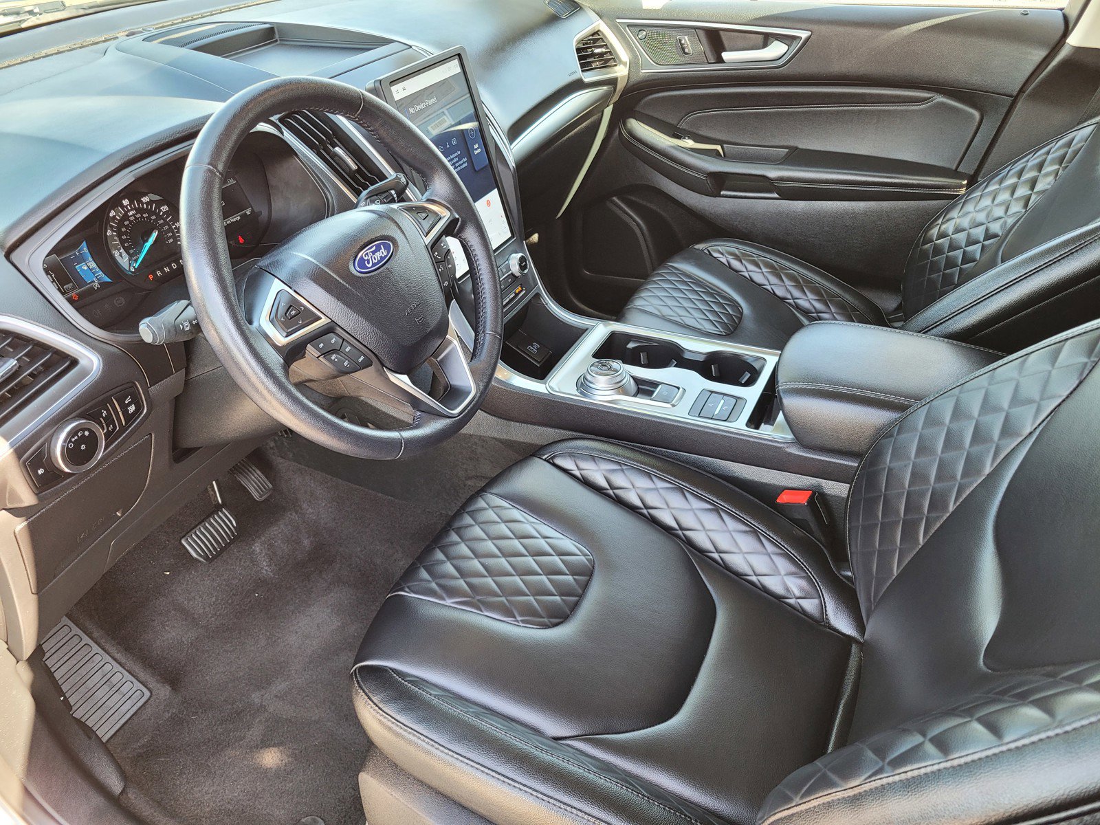 2024 Ford Edge Titanium photo 14