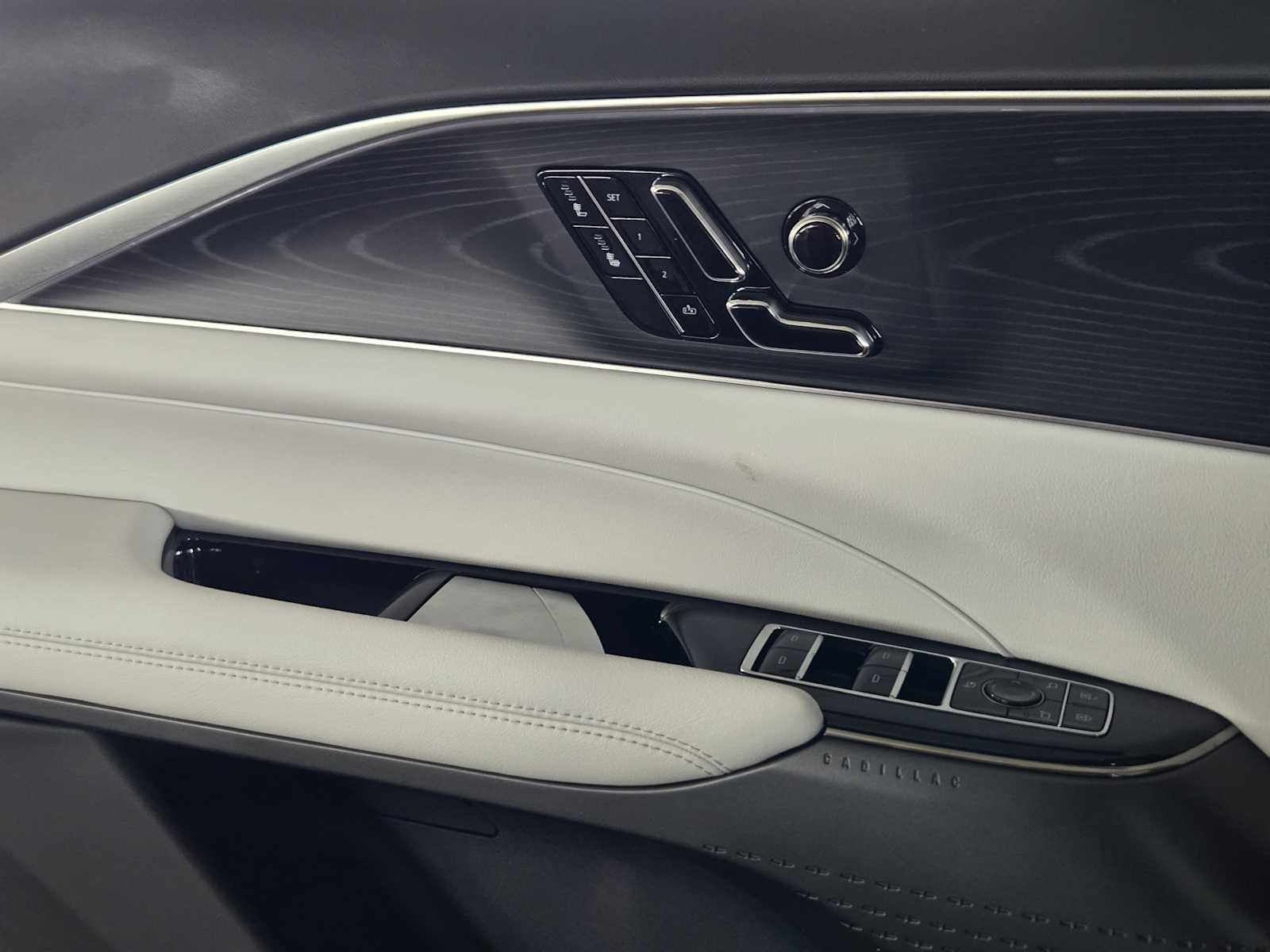 2025 Cadillac Lyriq Sport photo 14