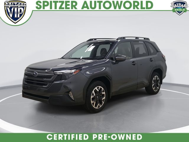 2025 Subaru Forester Premium's photo