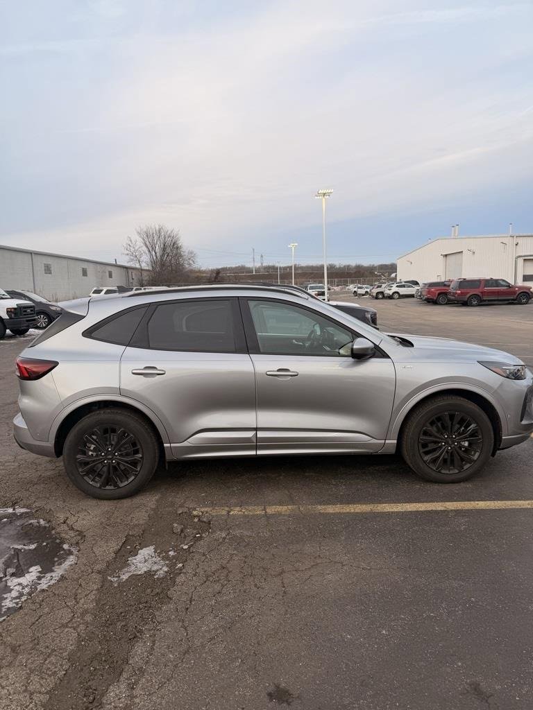 2024 FORD ESCAPE - Image 3