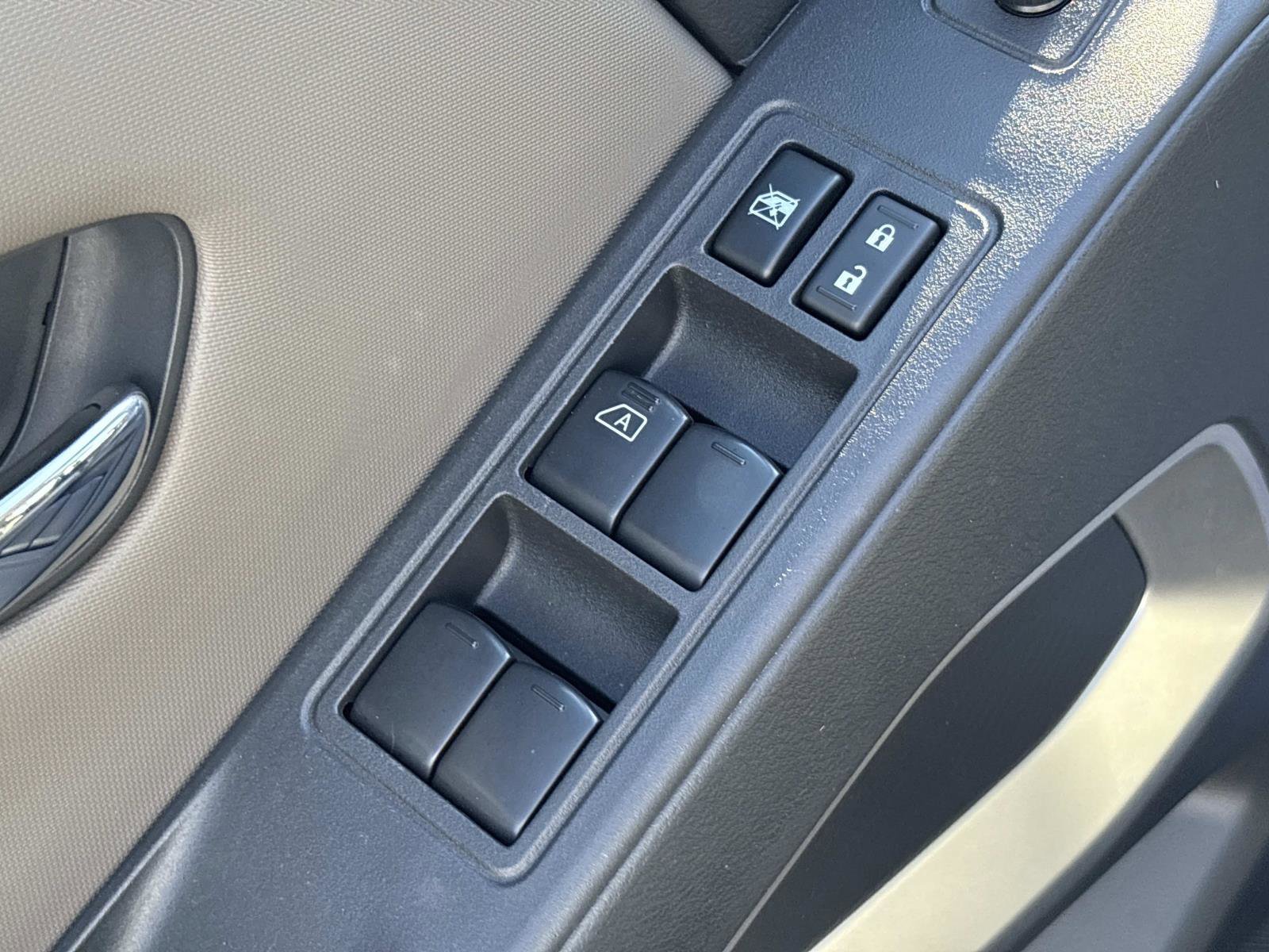 2023 Nissan Frontier SV photo 23