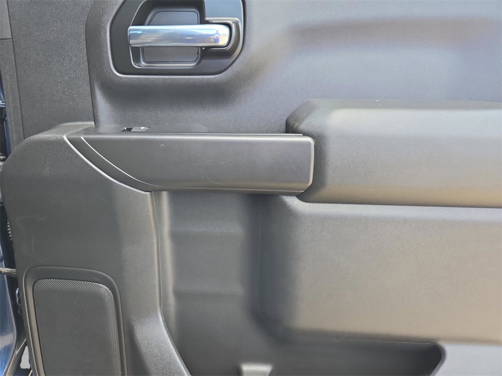 2020 Chevrolet Silverado 1500 Custom Trail Boss photo 17