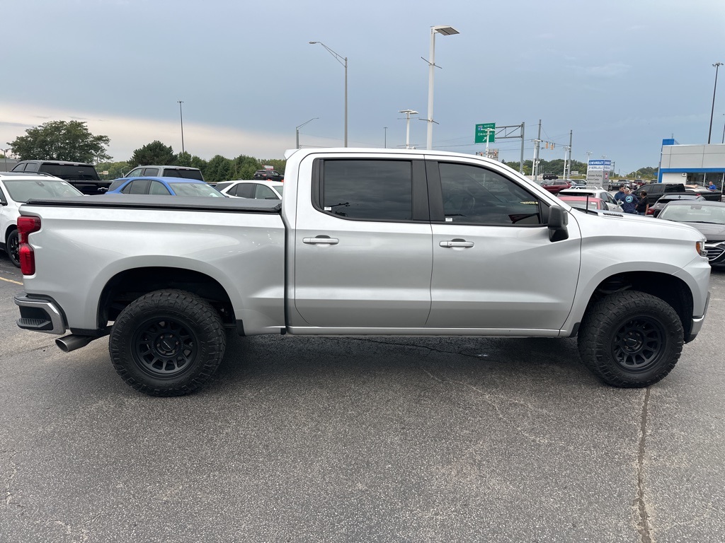 2020 Chevrolet Silverado 1500 LT photo 9