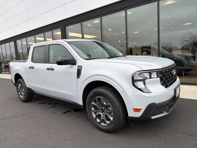 2025 Ford Maverick XLT's photo