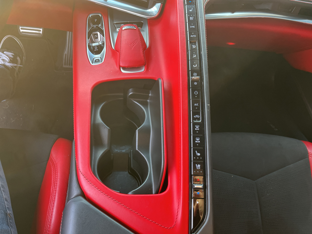 2020 Chevrolet Corvette 3LT photo 8