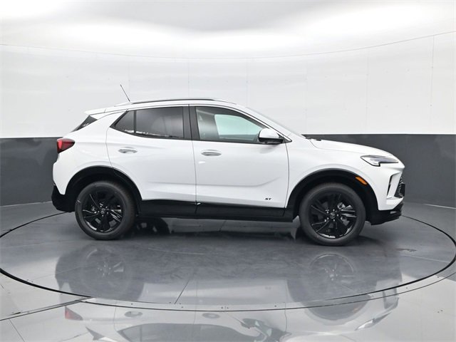2026 Buick Encore GX Sport Touring photo 3