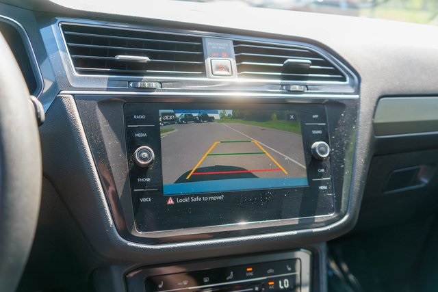 2022 Volkswagen Tiguan SE photo 15