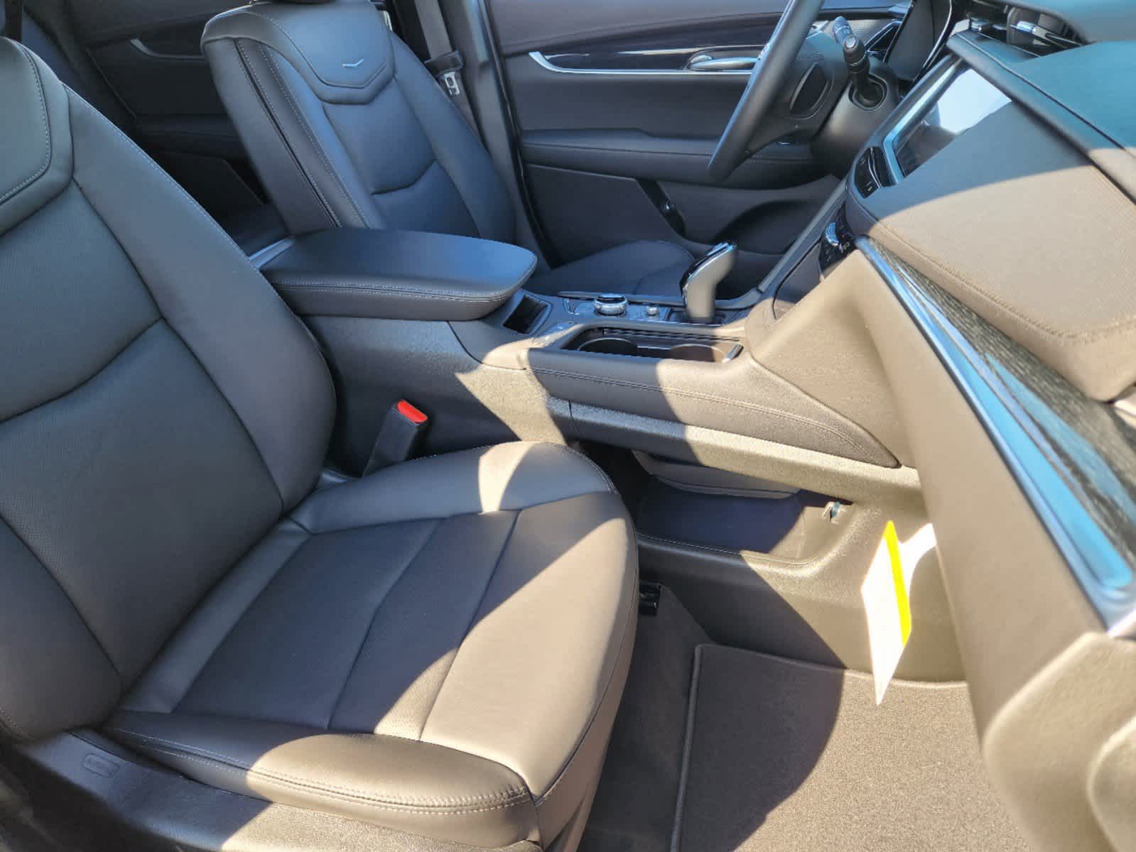 2025 Cadillac XT5 Premium Luxury photo 9