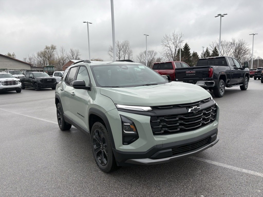 2026 Chevrolet Equinox LT photo 2