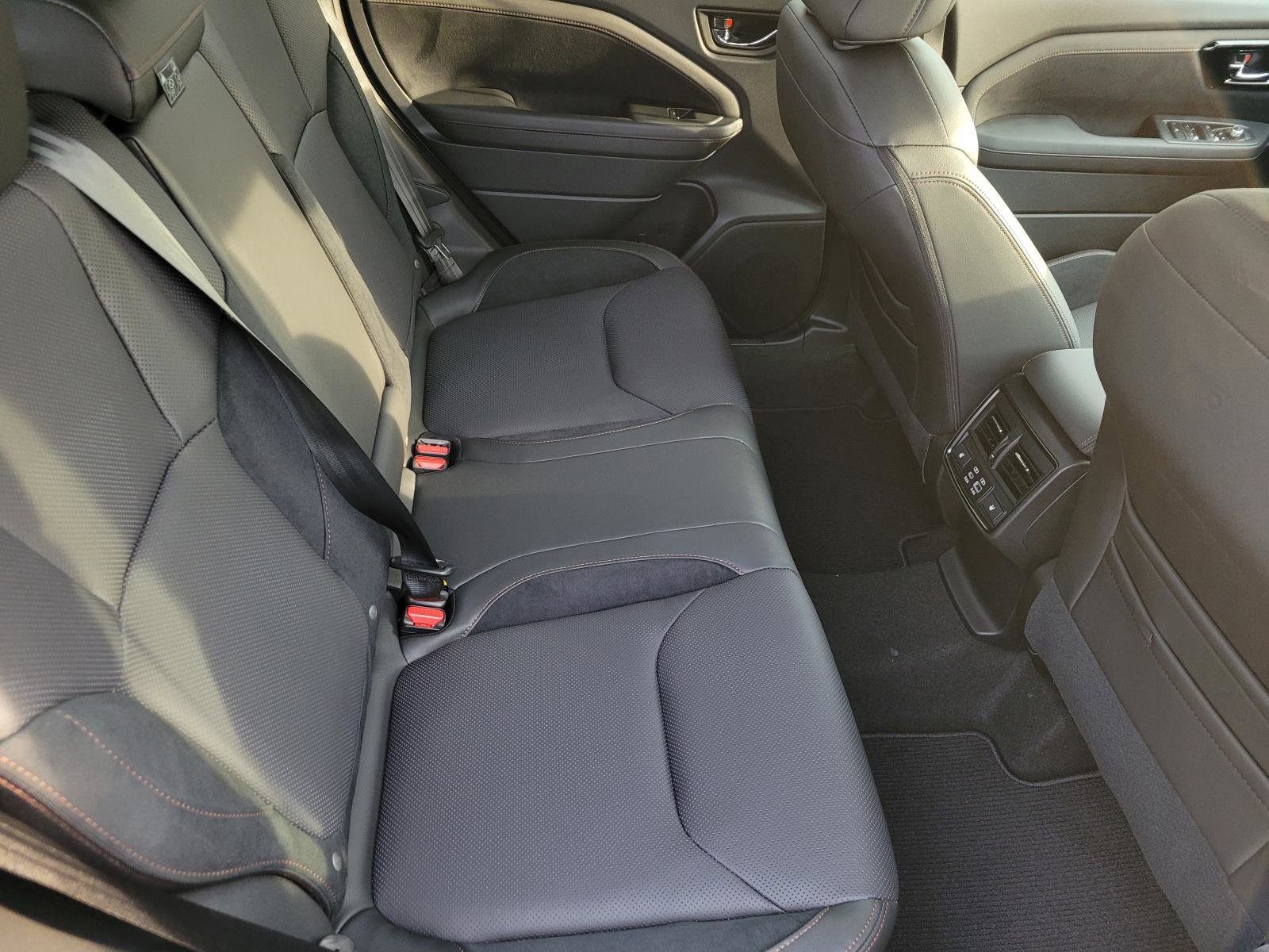 2025 Subaru Forester Touring photo 12