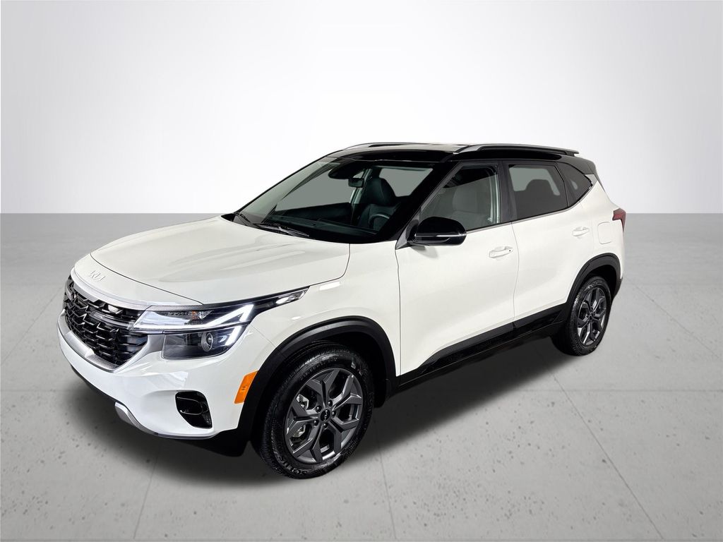 2024 Kia Seltos S X-Line photo 2