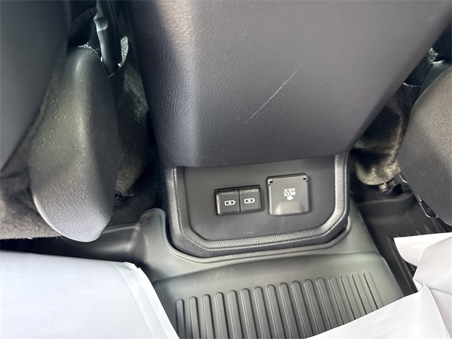 2025 Toyota Highlander Platinum photo 16