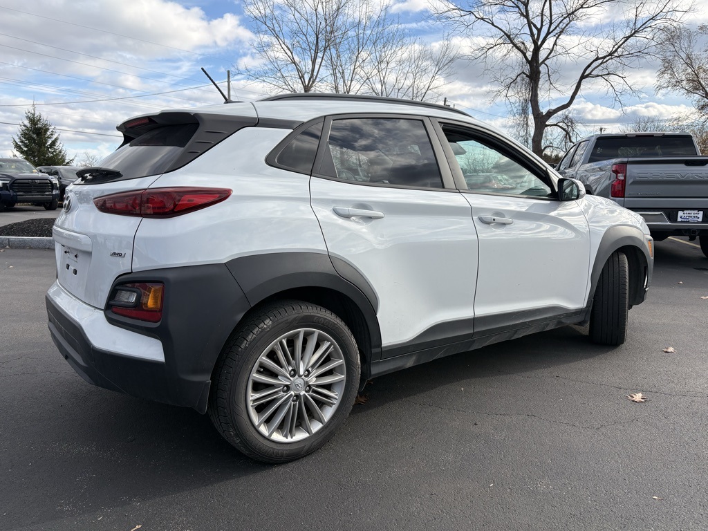 2021 Hyundai Kona SEL photo 3