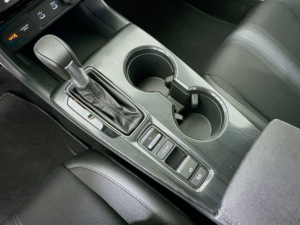 2026 Honda Civic Sport photo 13