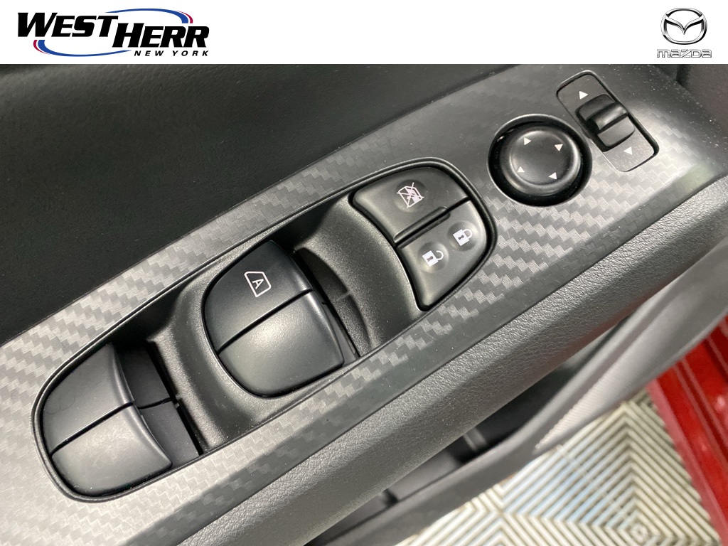 2025 Nissan Altima 2.5 SV photo 16