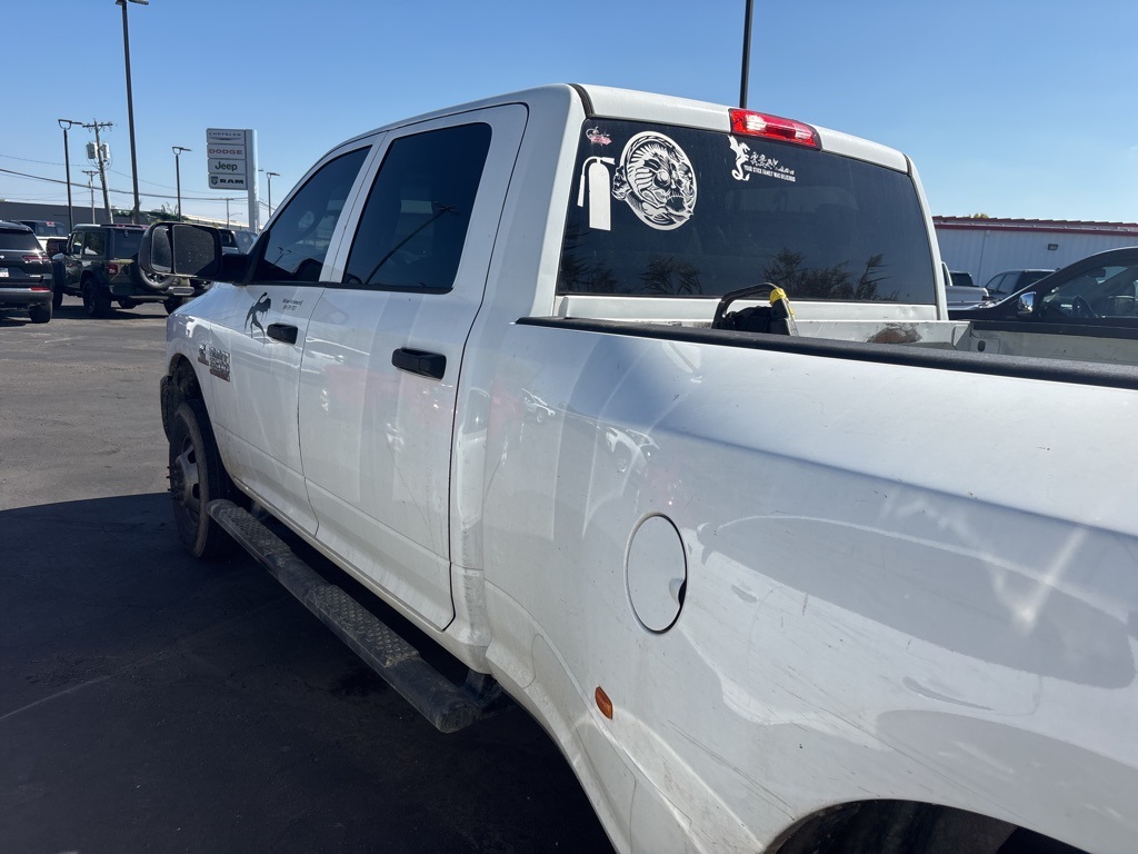 2017 Ram 3500 Tradesman photo 3