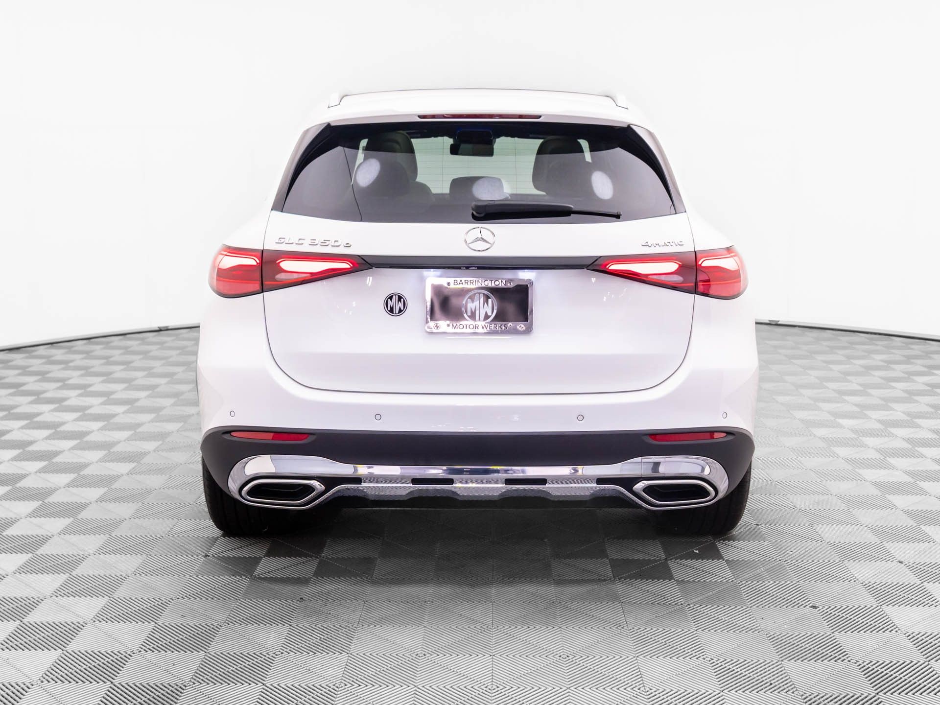 2026 Mercedes Benz GLC 350e 4MATIC photo 4