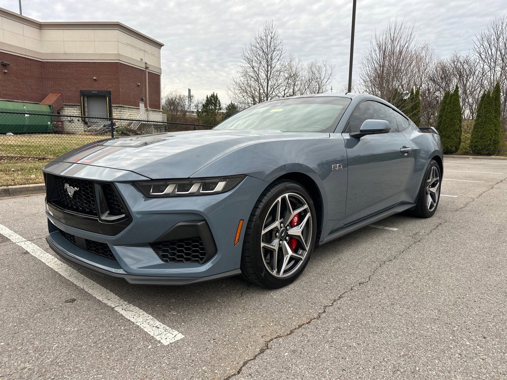 2024 Ford Mustang GT Premium's photo