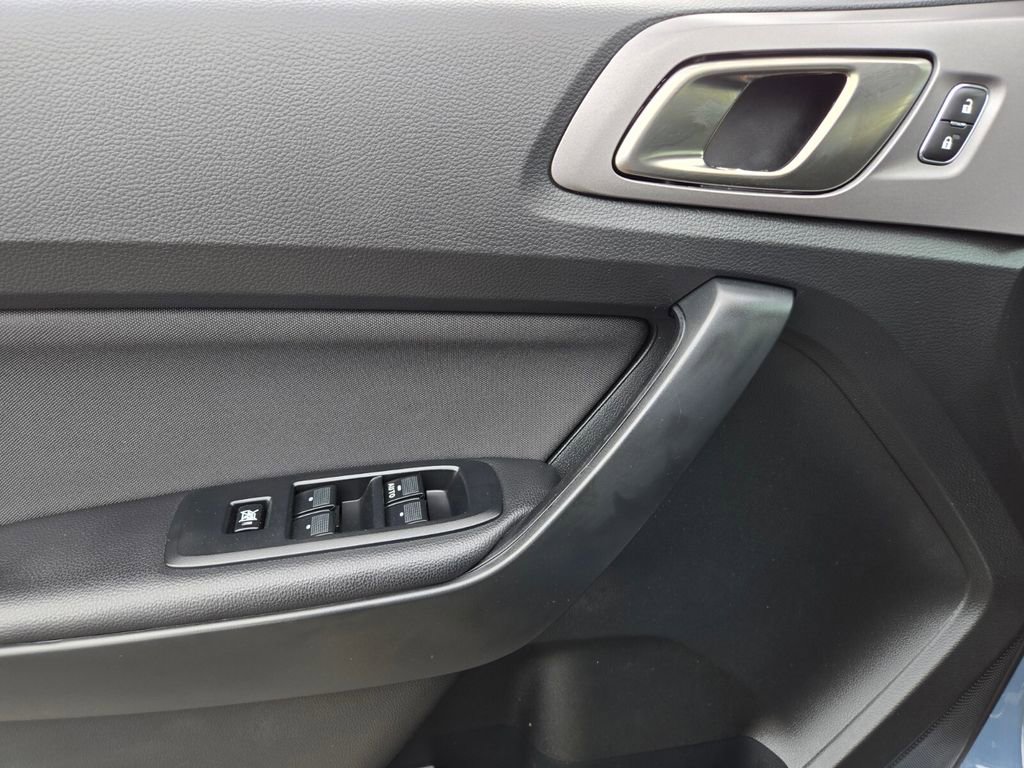 2023 Ford Ranger XL photo 16
