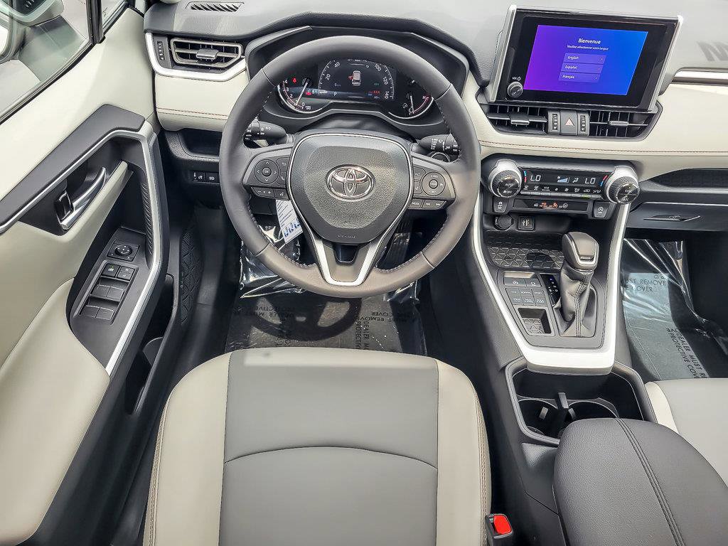 2025 TOYOTA RAV4 - Image 17