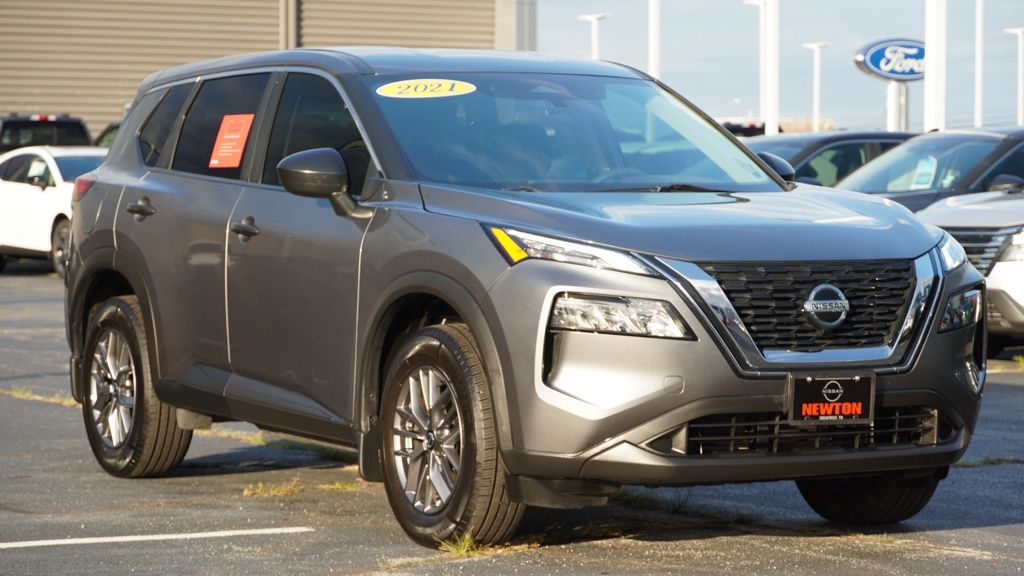 2021 Nissan Rogue S photo 2