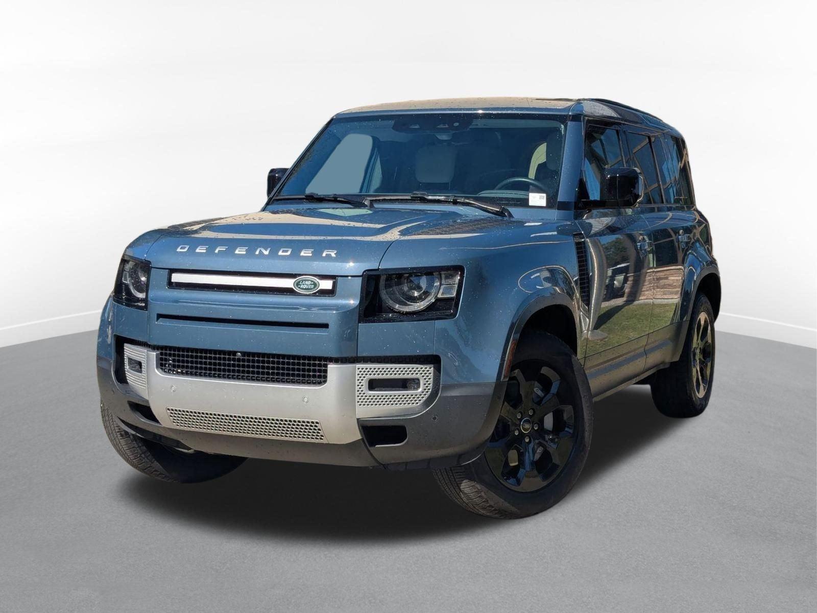 2025 Land Rover Defender S's photo