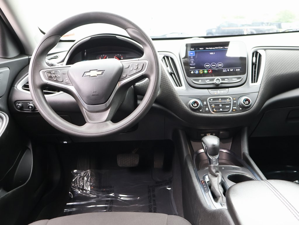 2023 Chevrolet Malibu 1LT photo 18
