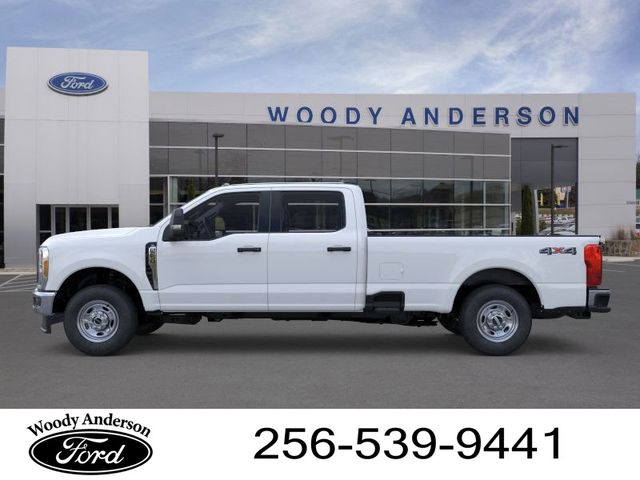 2025 Ford F-250 photo 3