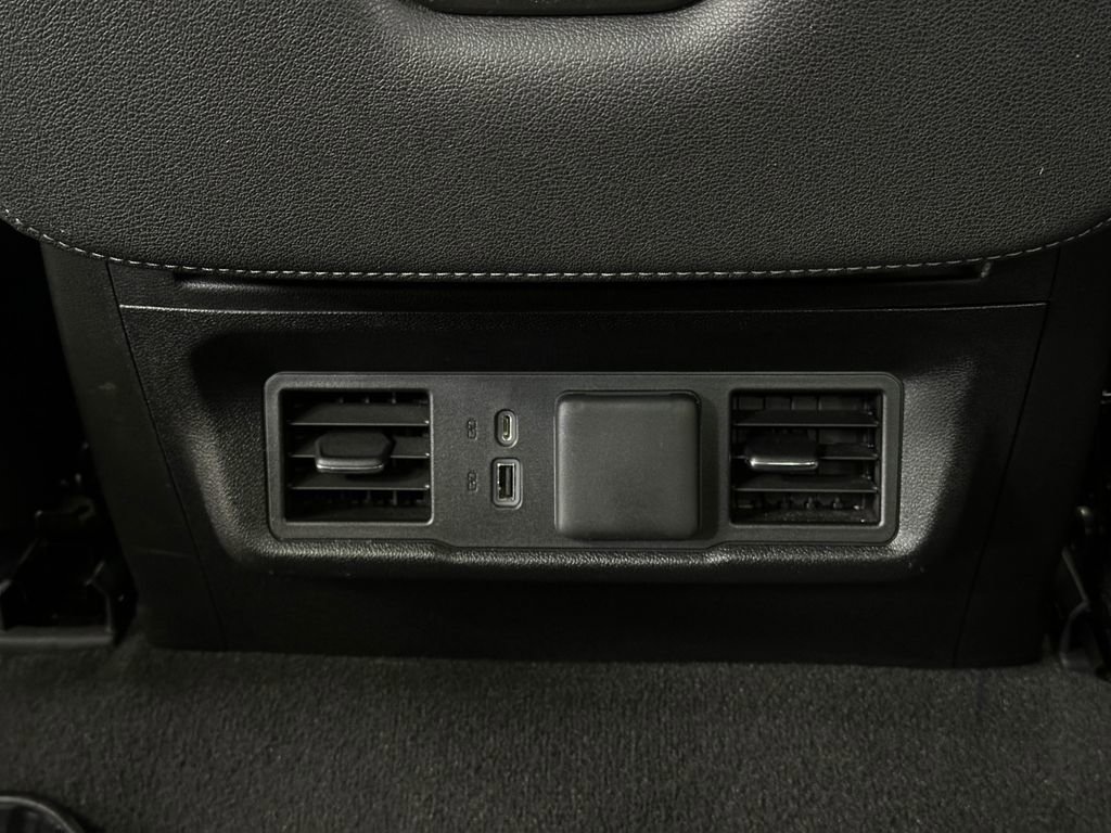 2024 Gmc Sierra 1500 Elevation photo 16