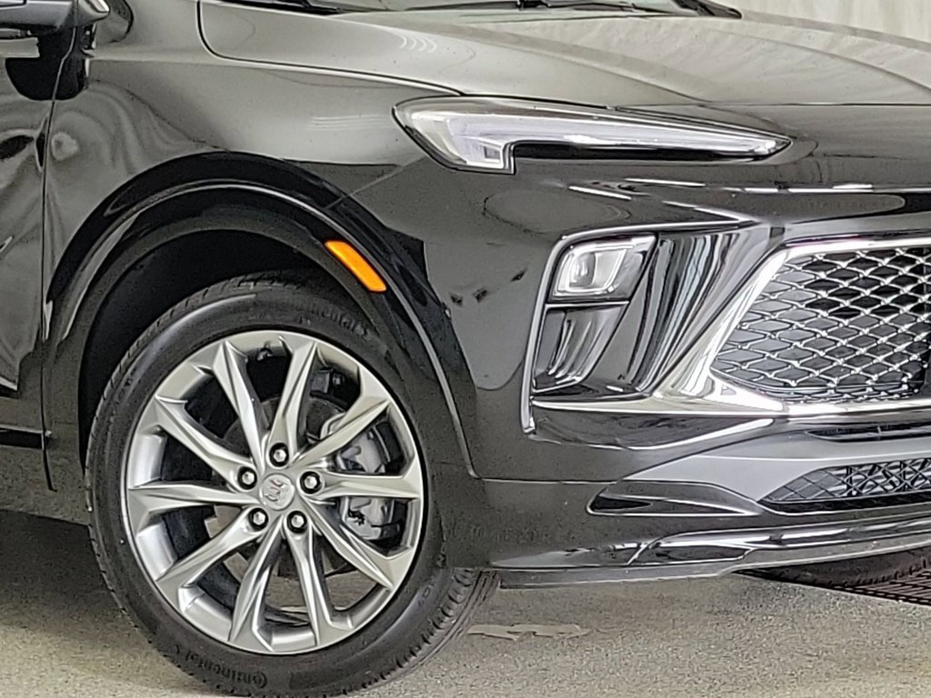 2025 Buick Encore GX Avenir photo 3