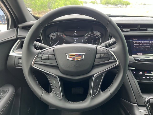 2025 Cadillac XT5 Luxury photo 12