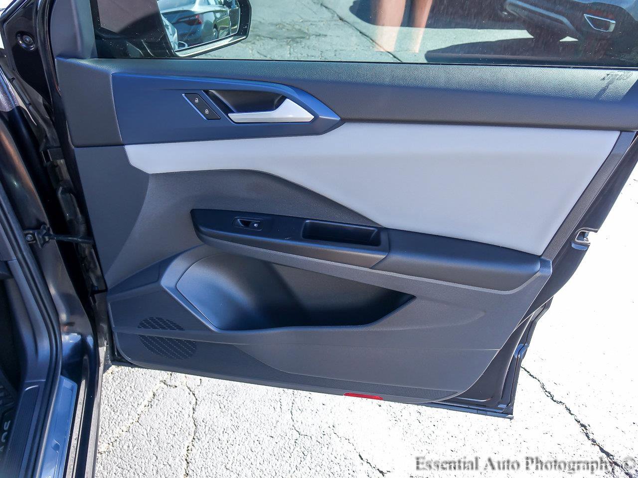 2023 VOLKSWAGEN TAOS - Image 23