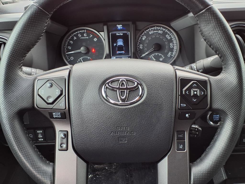 2023 Toyota Tacoma TRD Off-Road photo 9