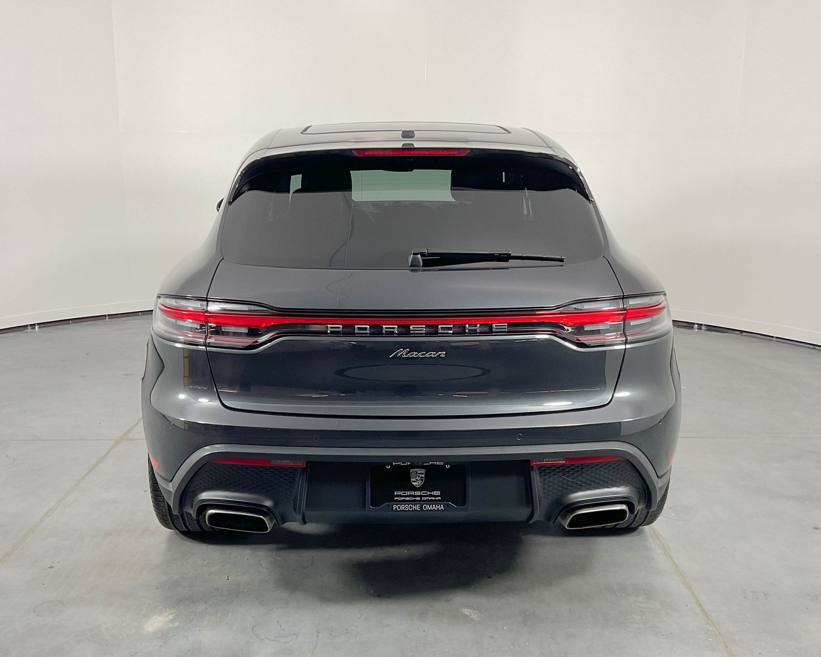 2024 Porsche Macan S photo 6