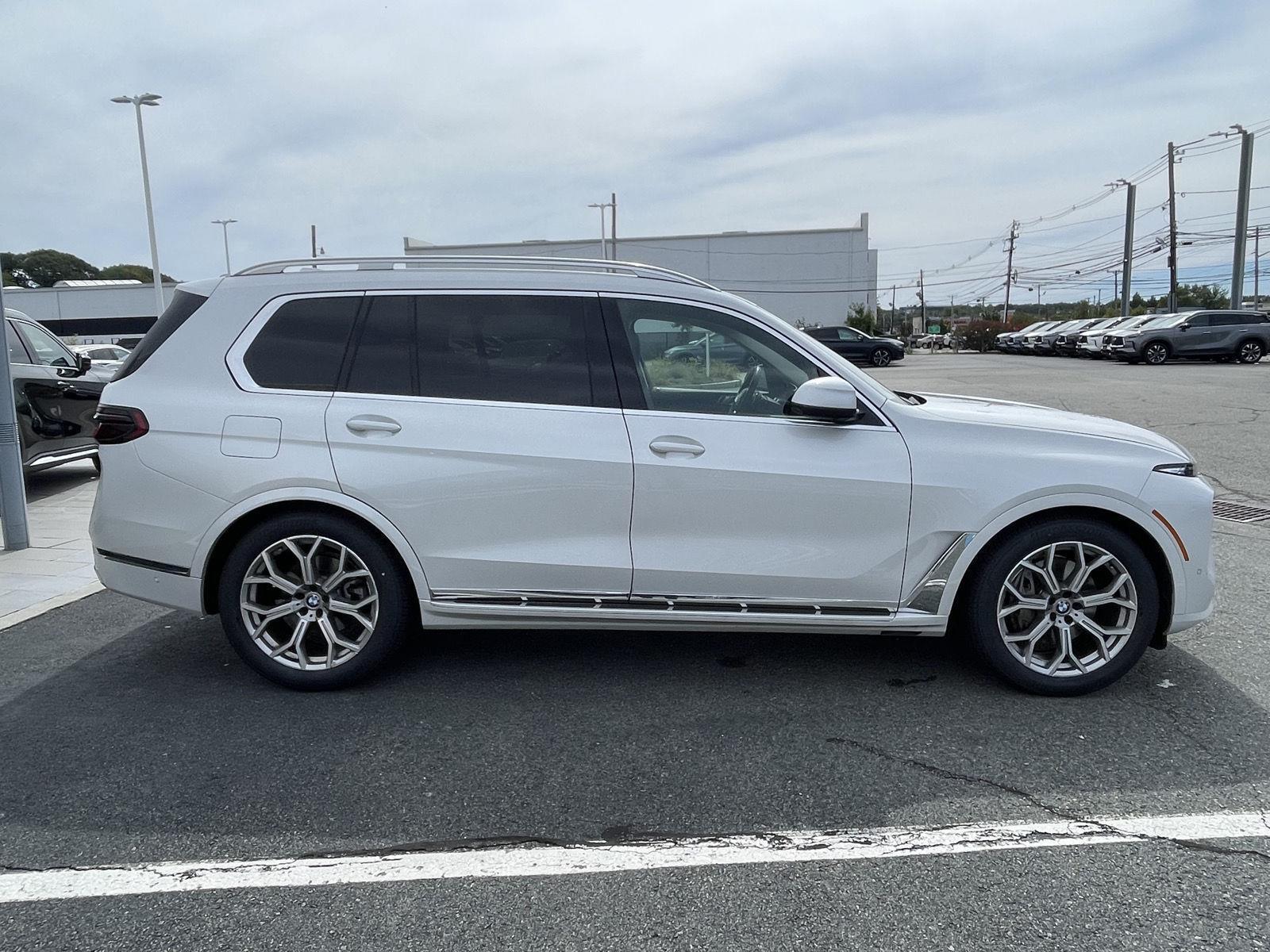 2024 Bmw X7 xDrive40i photo 2